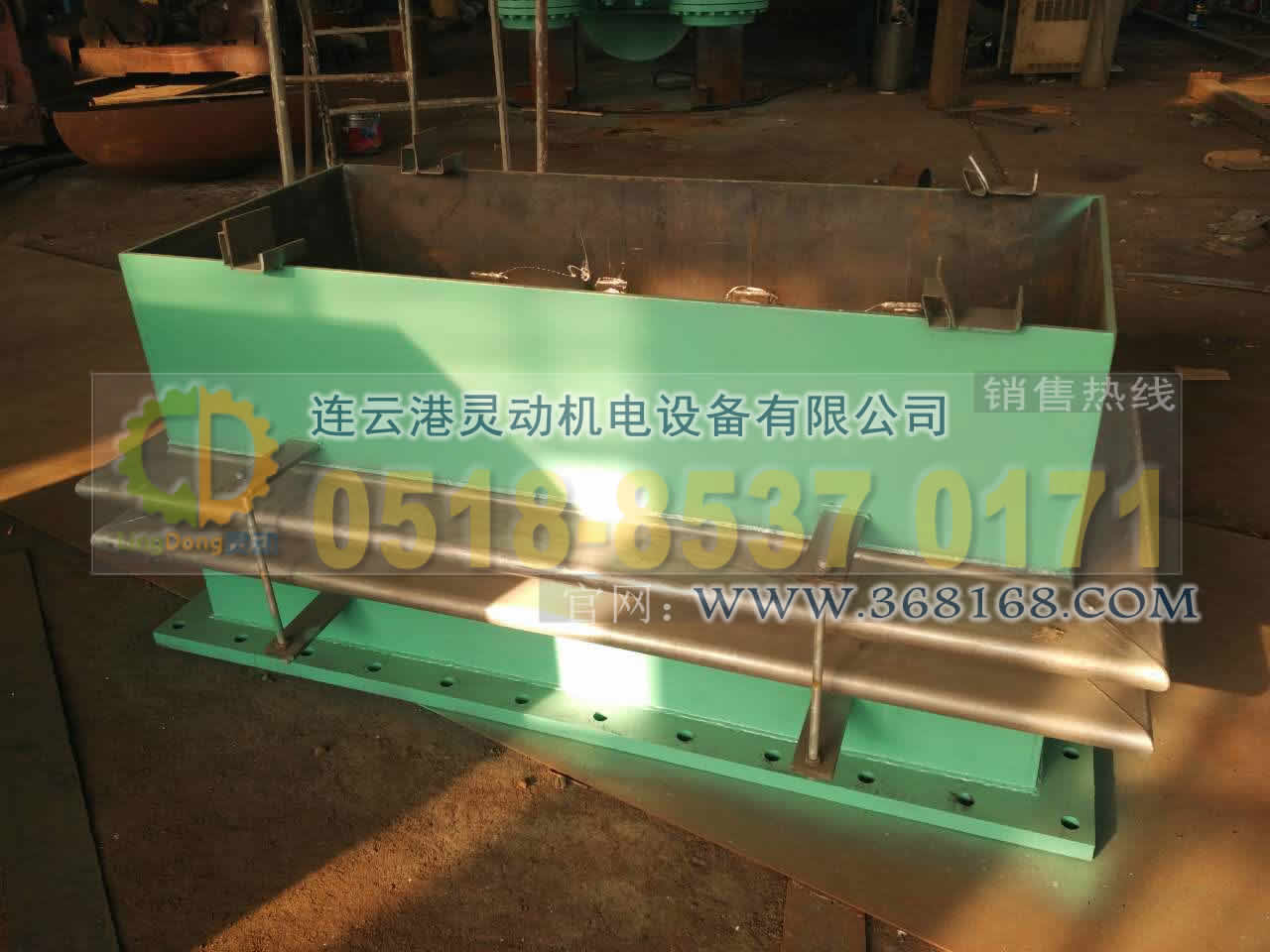 凝汽器波纹补偿器也称补偿器、波纹补偿器、膨胀节、伸缩器(伸缩节)生产厂家